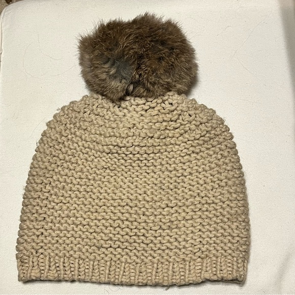 Hat Attack Womens Beanie Real Rabbit Fur Pom Chunky Knit Rib Camel Beige O/S - Picture 1 of 5